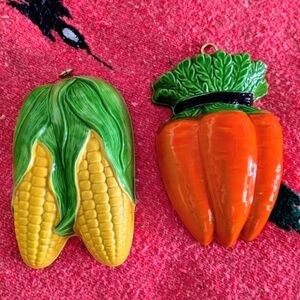 Charming set of mid-century ceramic wall pockets shaped like orange carrot &Corn